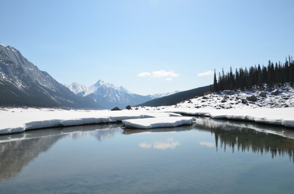 2011年4月加拿大西部山脉公园之旅-10 <wbr>(Medicine <wbr>Lake)
