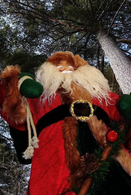 IMAGE: http://i1100.photobucket.com/albums/g412/garrykirsch/Speed/Maninaredcoat_sm.jpg