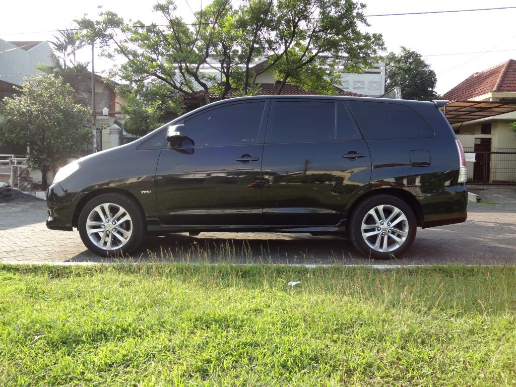 Innova G 2005 M/T Innova G 2005 M/T
