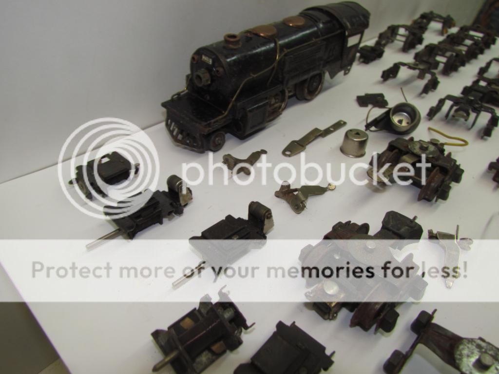 Lionel Postwar Prewar Train Parts Lot Locomotive Motor Wheels Trucks