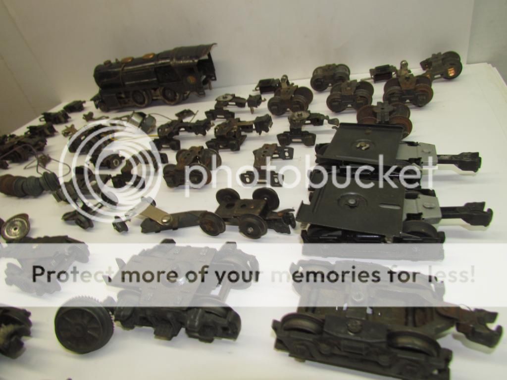Lionel Postwar Prewar Train Parts Lot Locomotive Motor Wheels Trucks