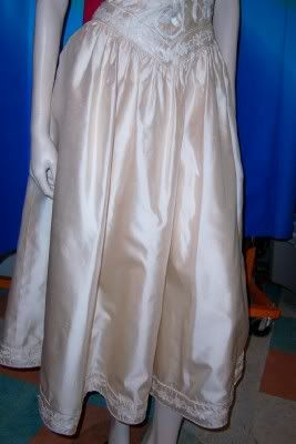 CHRISTOS INCREDIBLE BEIGE SHIMMER FULL DRESS VINTAGE 10  